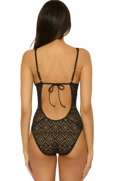 COLOR PLAY 1PC PLUNGE