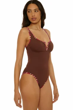 ON THE EDGE ONE PIECE