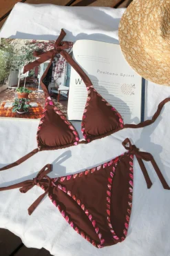 ON THE EDGE TIE SIDE